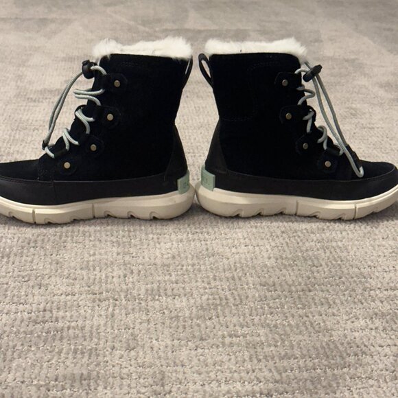 Sorel Explorer III Lace Boot in Size 3 - Picture 2 of 6